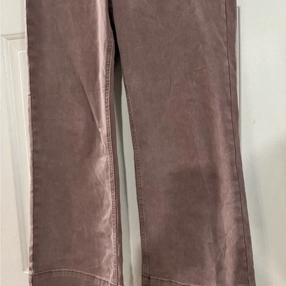 Women’s Wide-Leg Pants - Picture 3 of 5